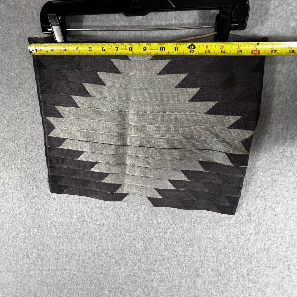 Haute Hippie Bandage Mini Skirt Womens L Grey Silver Geometric Micro heavy Aztec - Picture 3 of 8